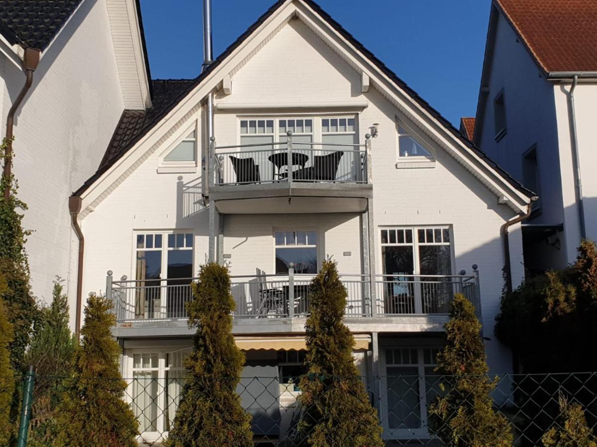 Strandallee 150a Apartment *